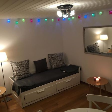 Parking voiture&Appartement 2pcs Lausanne centre Buitenkant foto